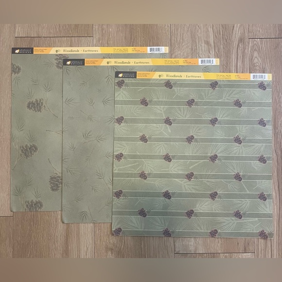 American Traditional Designs Scrapbook Paper - Picture 1 of 3